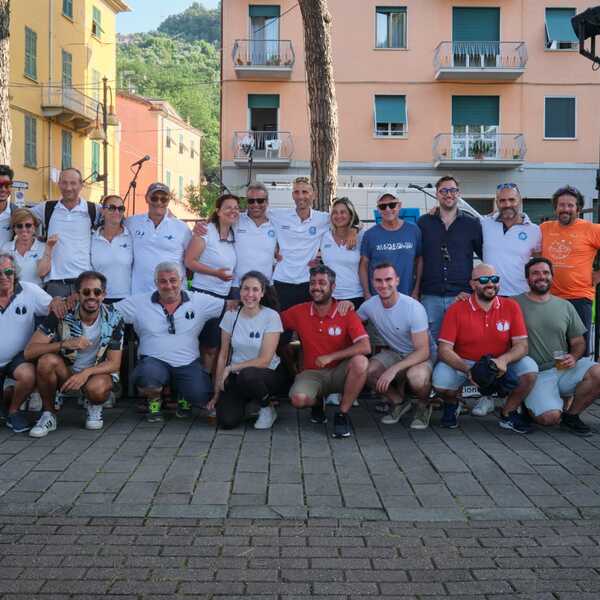 53290538-0956-4b3a-908a-13f66eec0a3a